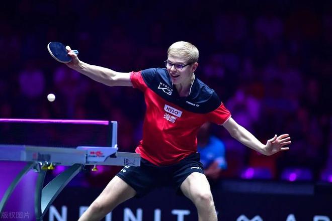 年轻而才华 年轻而才华