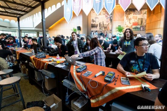 哪里卡住 哪里卡住